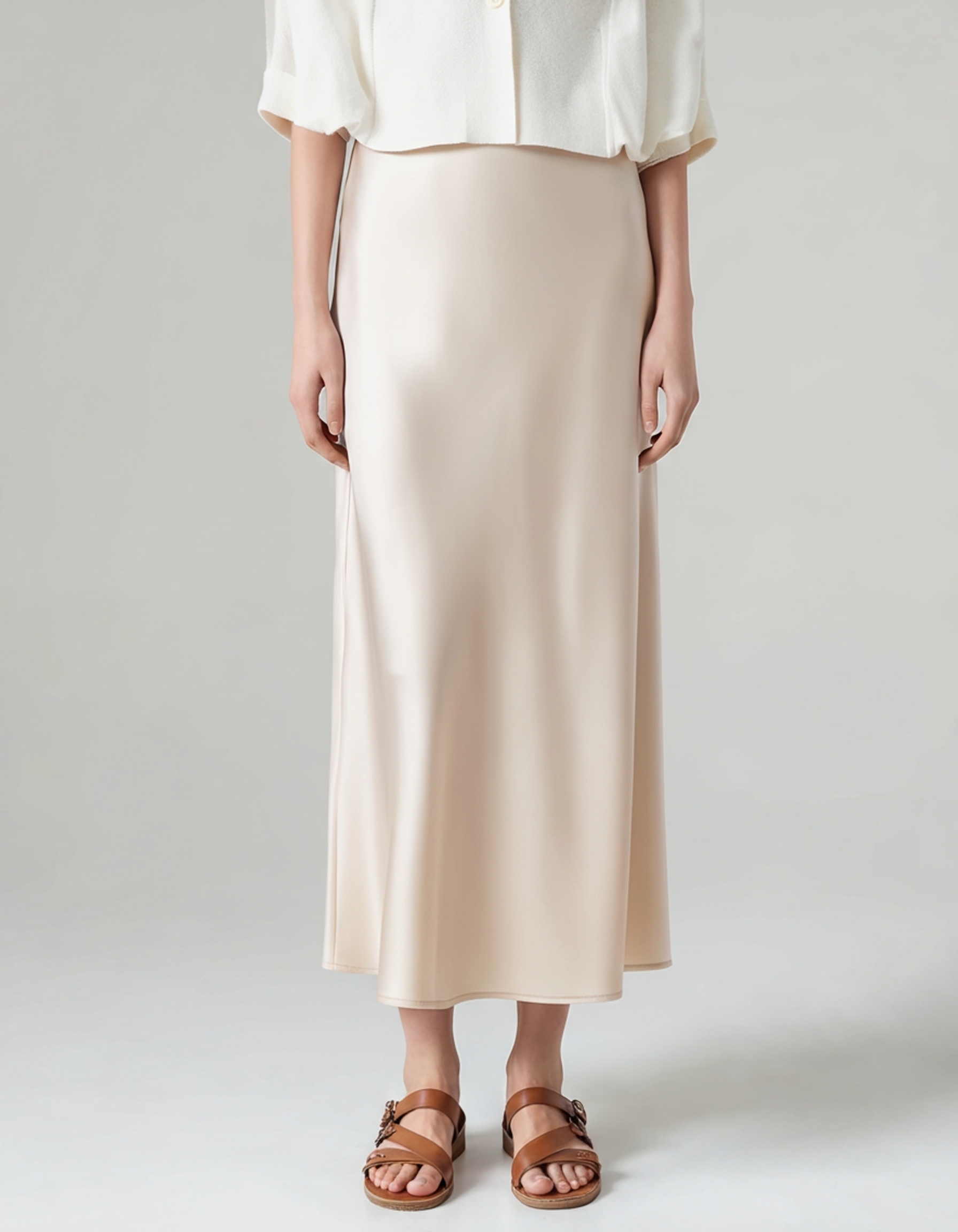 TorontoVogue™ | Old Money Silk Skirt