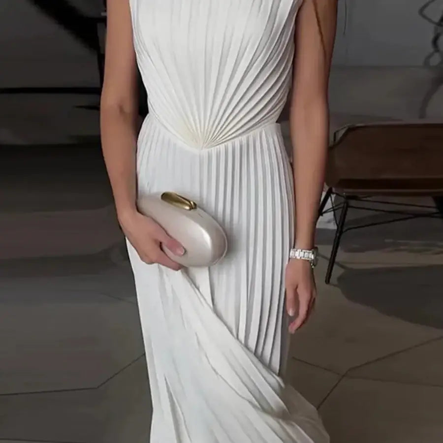TorontoVogue™ | Strapless Pleated Dress