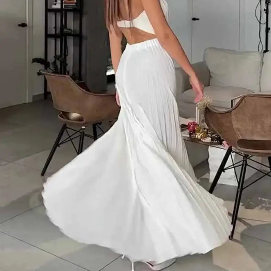 TorontoVogue™ | Strapless Pleated Dress